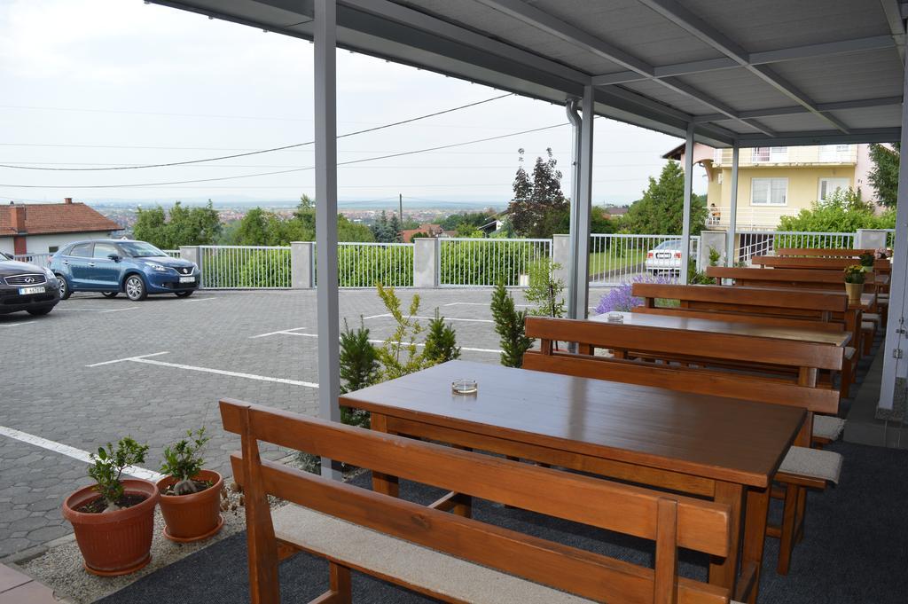 Pansion Antonio Bed and Breakfast Slavonski Brod Exteriör bild
