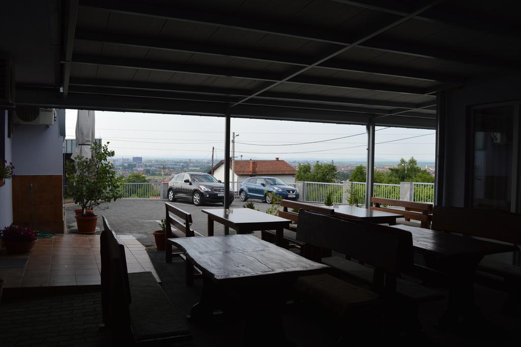 Pansion Antonio Bed and Breakfast Slavonski Brod Exteriör bild