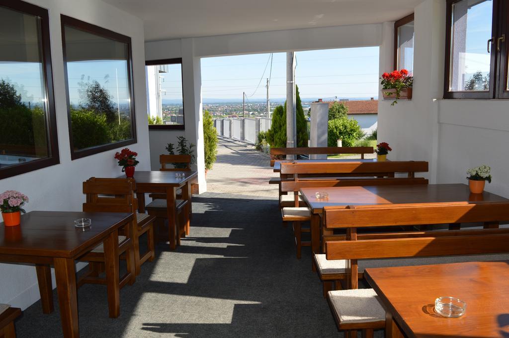 Pansion Antonio Bed and Breakfast Slavonski Brod Exteriör bild