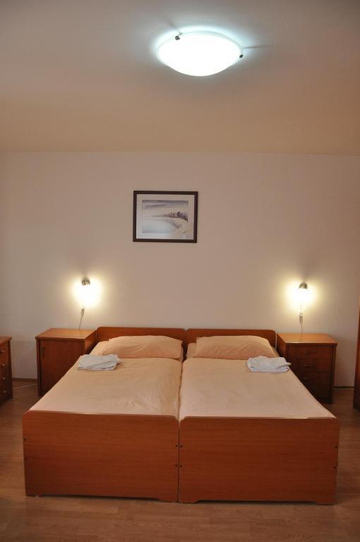 Pansion Antonio Bed and Breakfast Slavonski Brod Exteriör bild